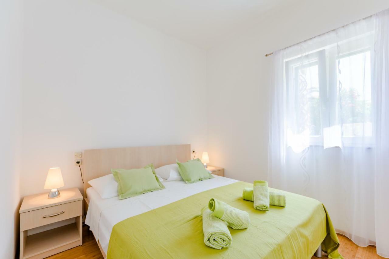 Holiday House Barbara Supetar Bagian luar foto