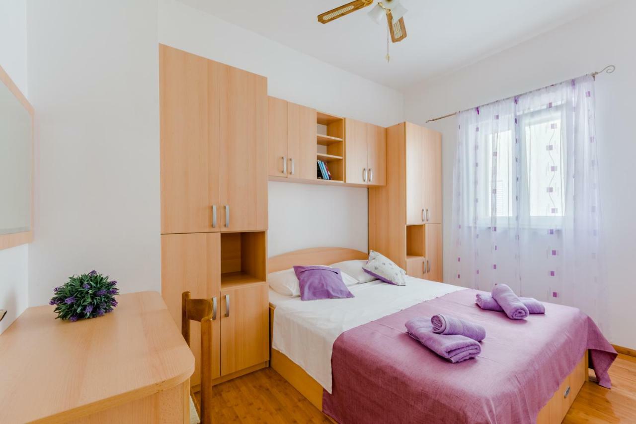 Holiday House Barbara Supetar Bagian luar foto