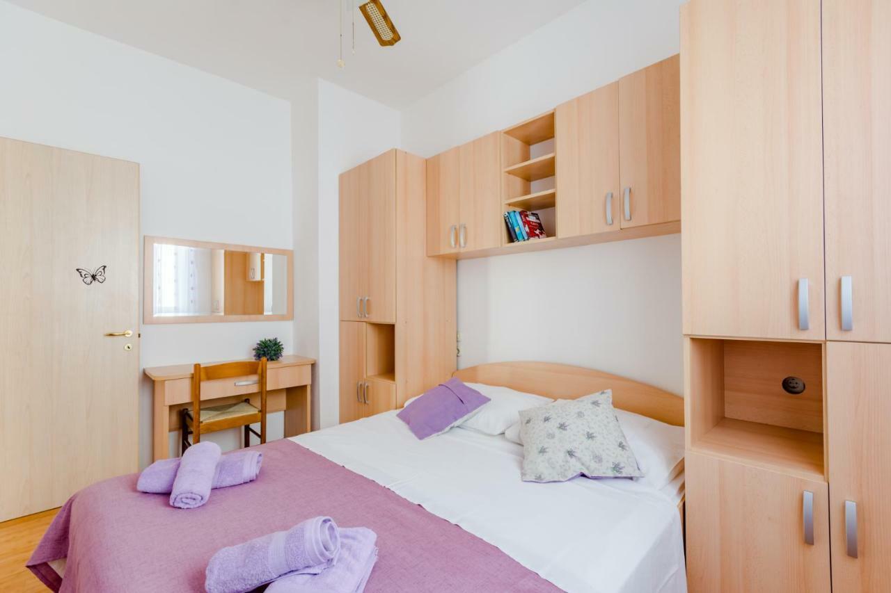 Holiday House Barbara Supetar Bagian luar foto