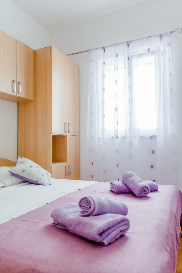 Holiday House Barbara Supetar Bagian luar foto