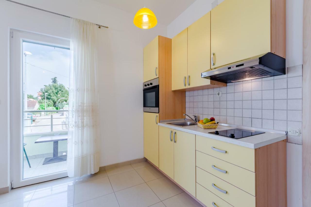 Holiday House Barbara Supetar Bagian luar foto