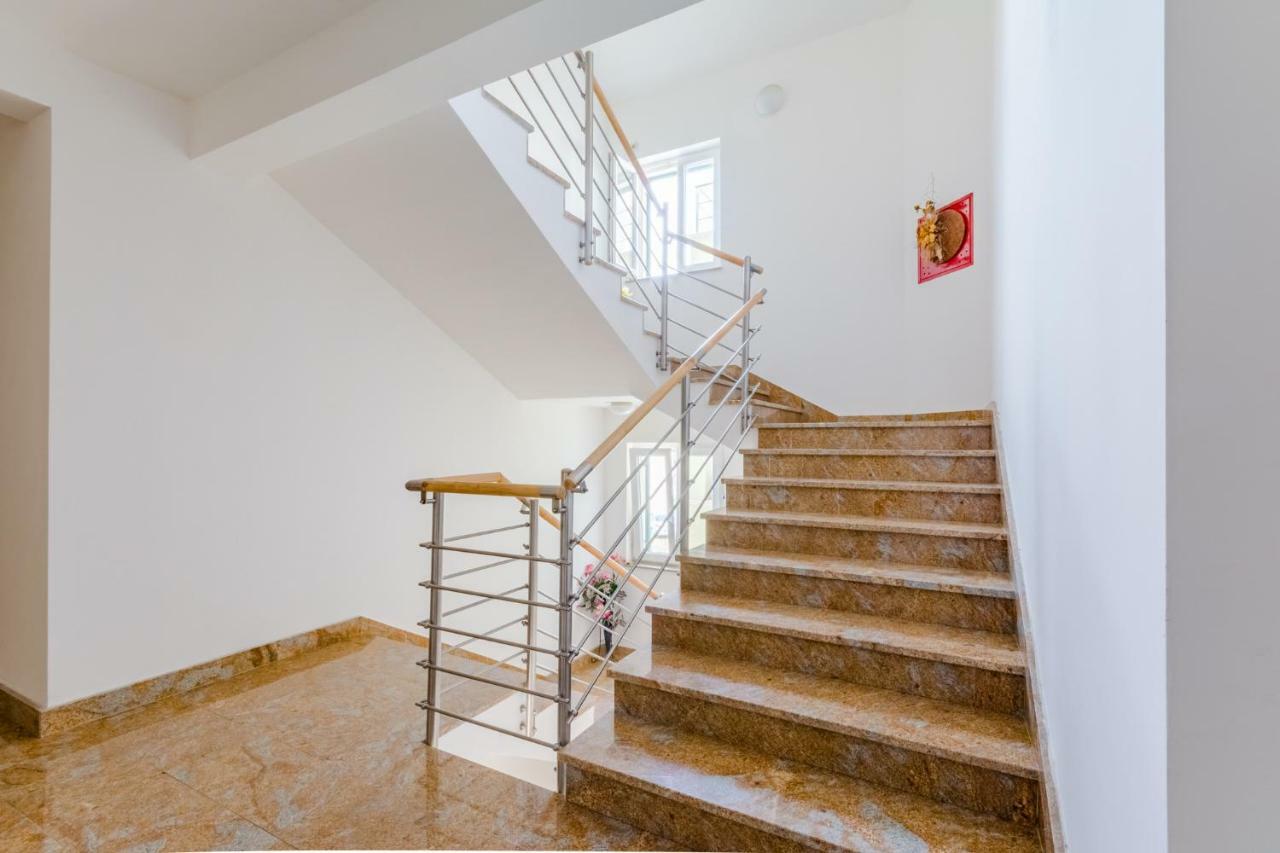 Holiday House Barbara Supetar Bagian luar foto