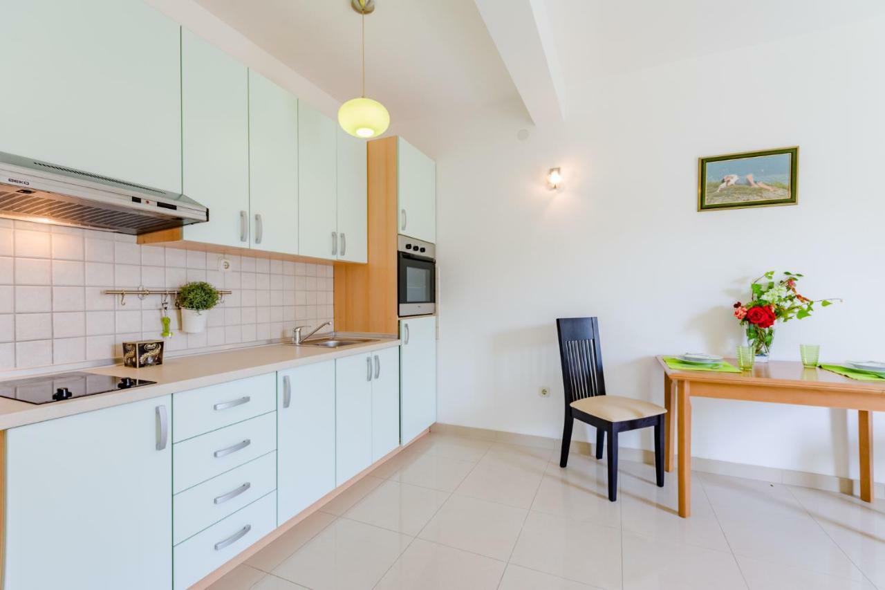 Holiday House Barbara Supetar Bagian luar foto