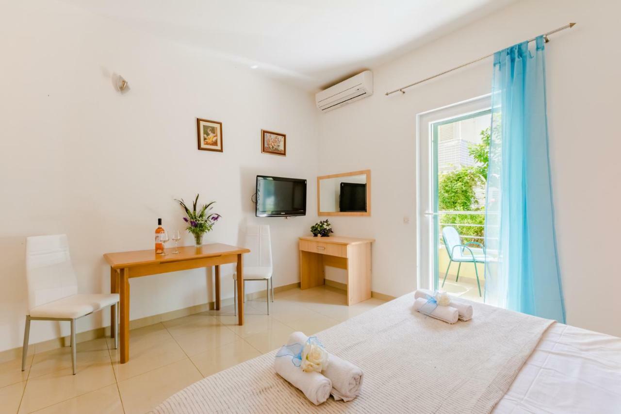Holiday House Barbara Supetar Bagian luar foto