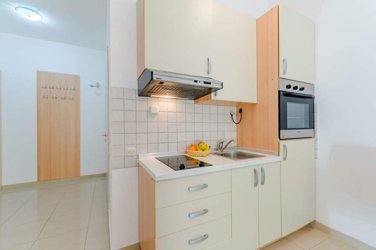 Holiday House Barbara Supetar Bagian luar foto